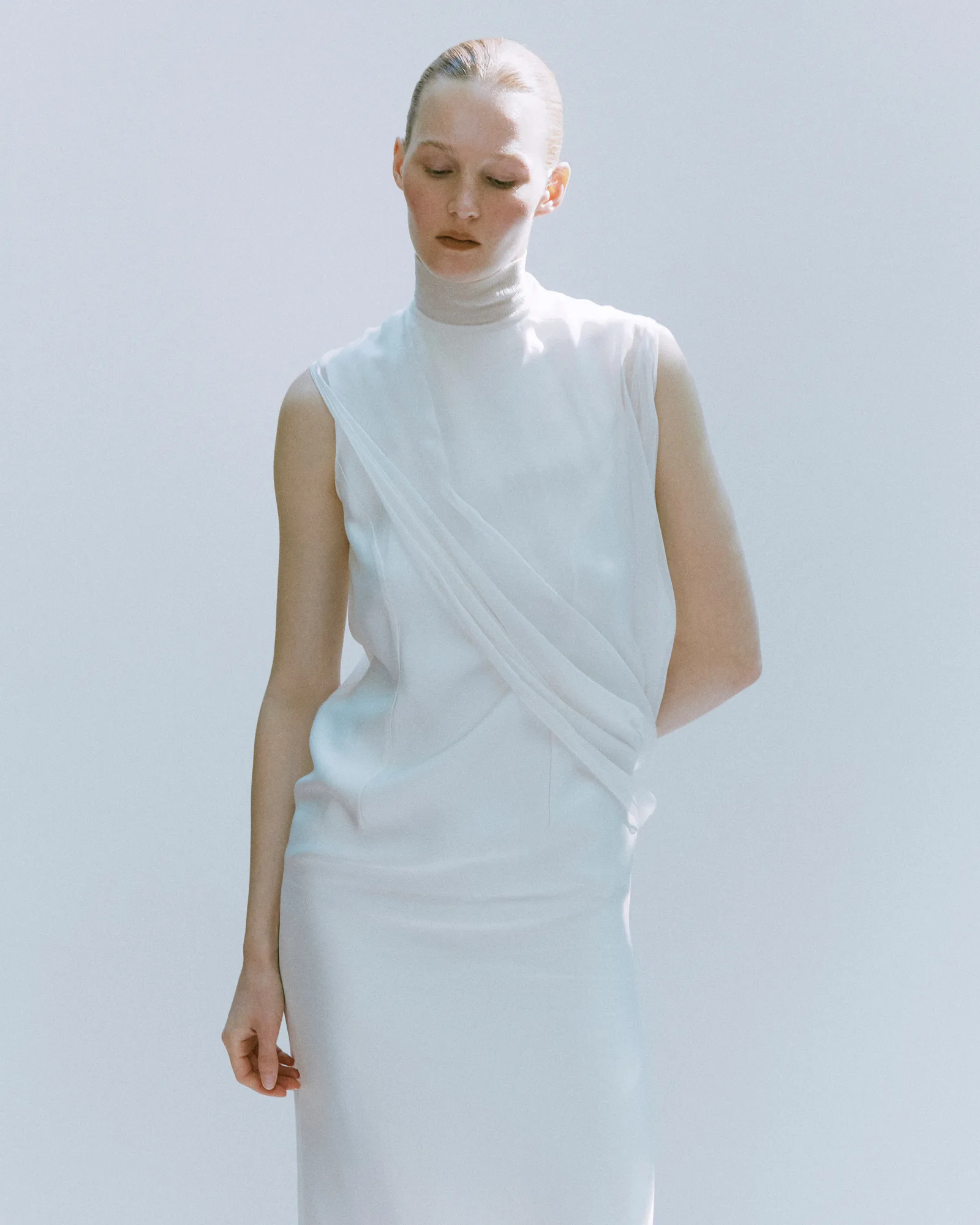 in between — styling by Ioana Carp
